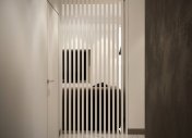 рейки в интерьере, дизайн коридора