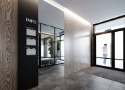 информационный стенд в подъезде, зеркало в вестибюле, крупноформатный керамогранит